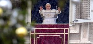 Klicken um zu vergrößern Papst Benedikt