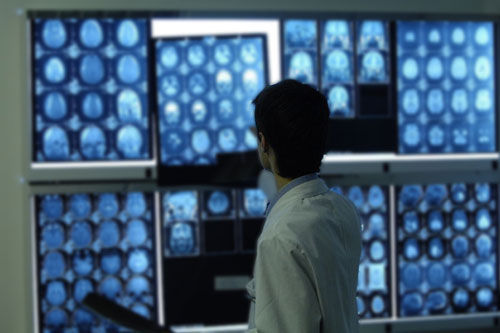 Klicken um zu vergrößern Radiologische Aufnahmen