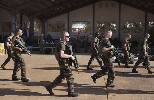 Klicken um zu vergrößern soldaten, bewaffnung