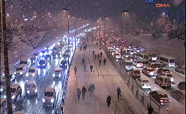 Starkschneefälle Istanbul