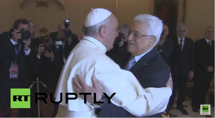 papst franziskus und palästinenserpräsident mahmud abbas