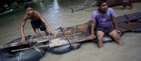  Einige Regionen Myanmars sind zum Notstandsgebiet erklärt worden. August 2015