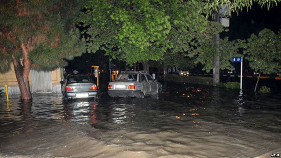 Flash flooding in Pakdasht, Tehran Iran Fluten September 2015