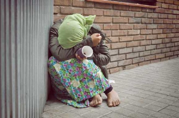 Obdachlose Frau