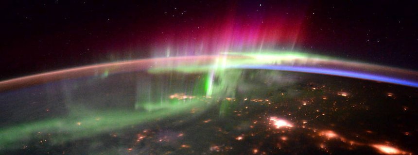 earth aurora borealis