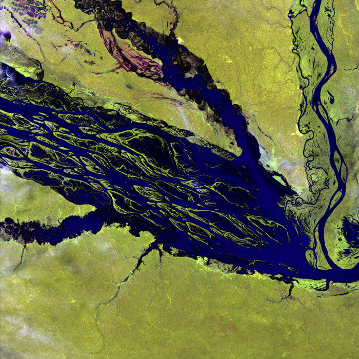 Flusslandschaft Amazonien, Amazonas und Rio Negro