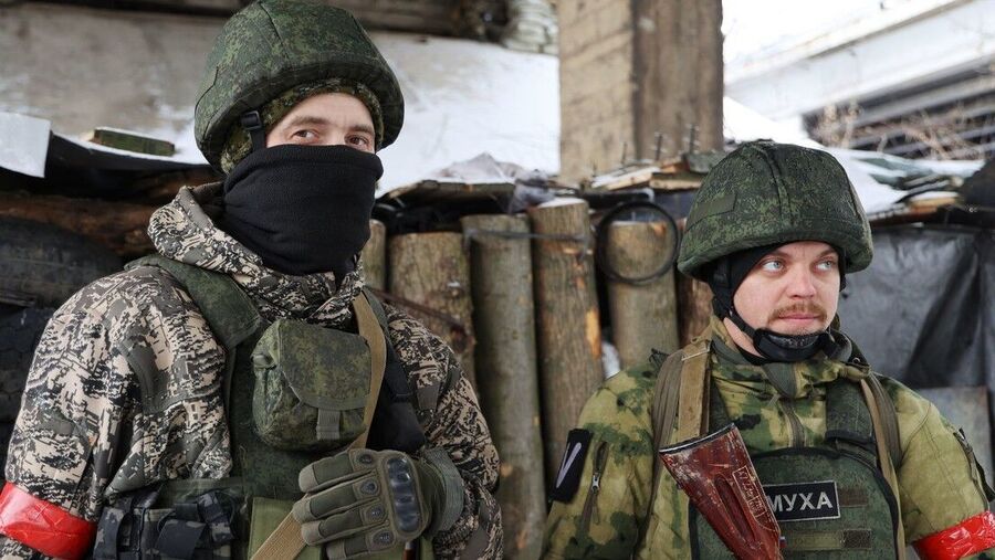 Russische Soldaten im Donbass