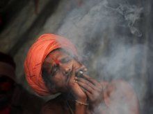 Rauchender Inder