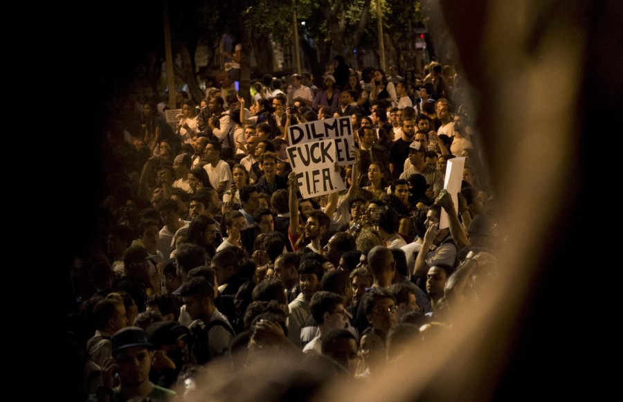 Klicken um zu vergrößern Demonstrationen,Aufstände, Brasilien