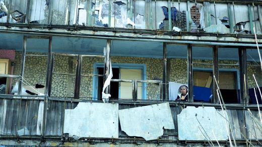 Ausgebomte Nachbarschaft in Oktyabrski