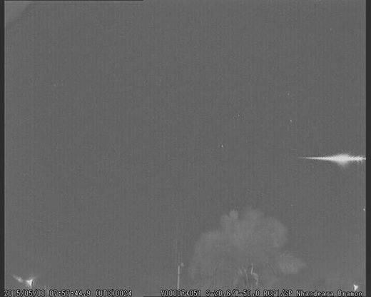 Nhandeara, Sao Paulo, Brazil Fireball Meteor 0757 UTC 08MAY2015c2015 