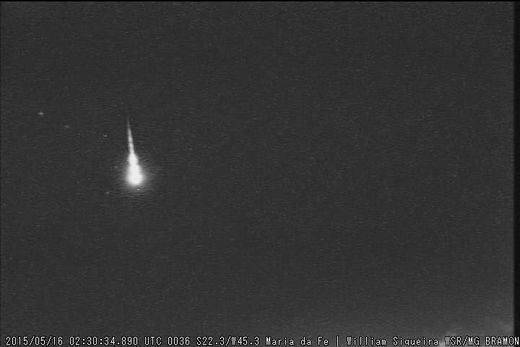 Brazil Bolide Meteor 0230 UTC 16MAY2015