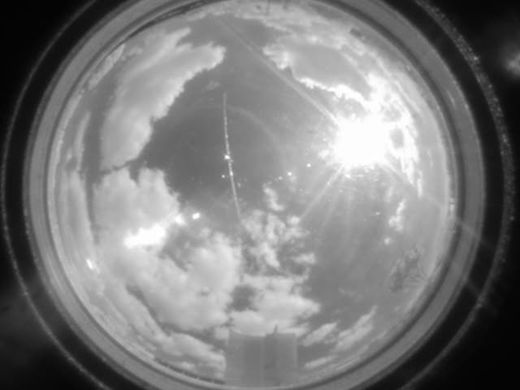 Campos dos Goytacazes, Brasil Daytime Bolide Meteor 1641 UTC 26MAY2015