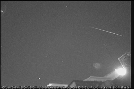 Sao Paulo, Brasil Meteor 0756 Local / 2256 UTC 05JUN2015