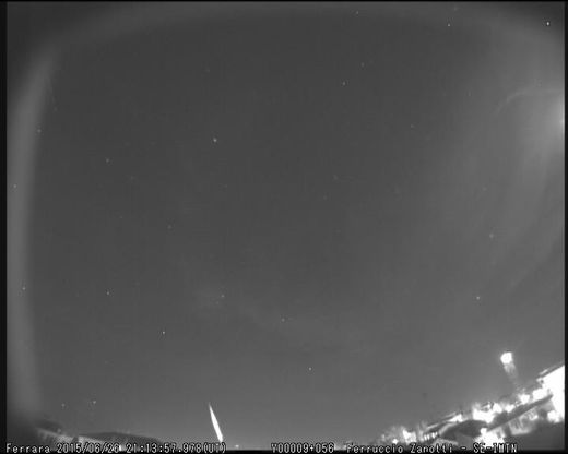 Italy Bolide Meteor 2113 UTC 26JUN2015