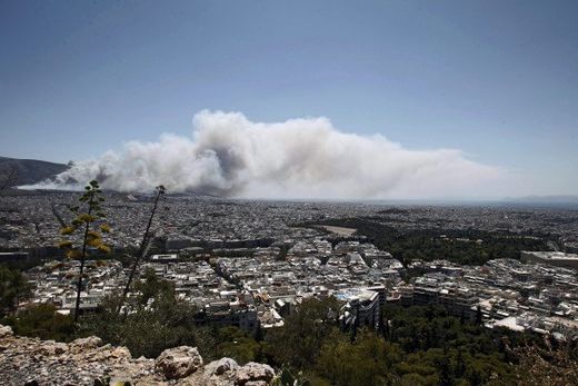 Waldbrände Karea Athen Griechenland