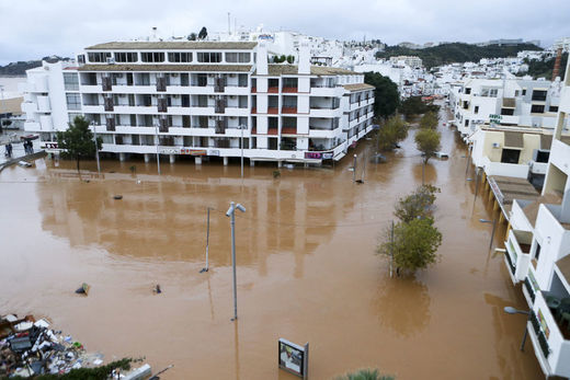 Das überflutete Zentrum von Albufeira. Novermber 2015