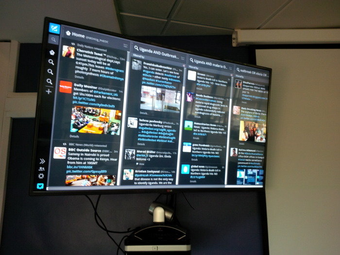 Ebola-Twitterwall in Ugandas Emergency Operation Center