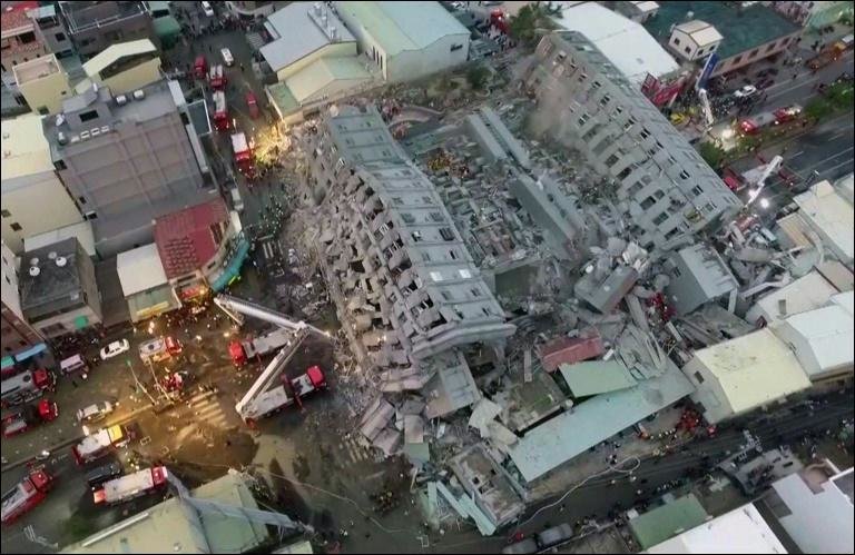 taiwan erdbeben, hochhaus eingestürzt