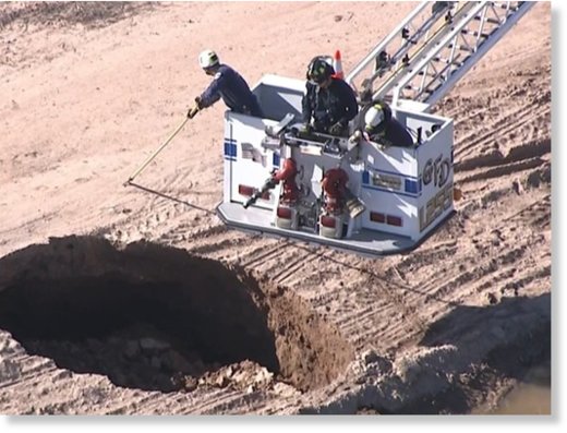  Rescue crews are on scene of a possible body recovery at a Queen Creek sinkhole.