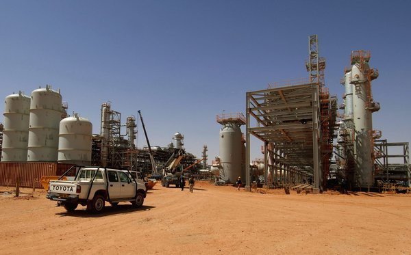 Klicken um zu vergrößern gas plant Algeria