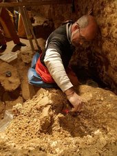 Ausgrabungsarbeiten in der Höhle Sima de los Huesos. 