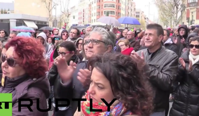 proteste madrid spanien tod journalist