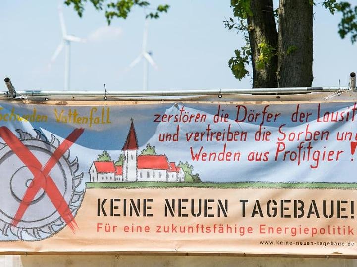 Klicken um zu vergrößern demonstration tagebau
