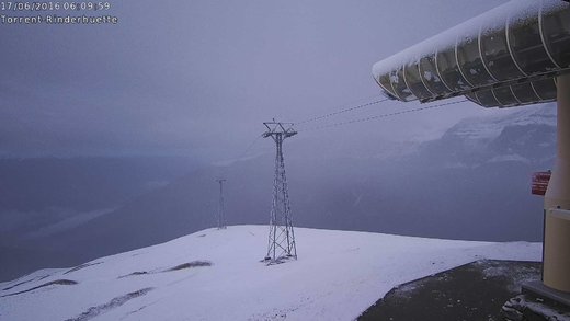 Alpen: Schnee mitten im Juni