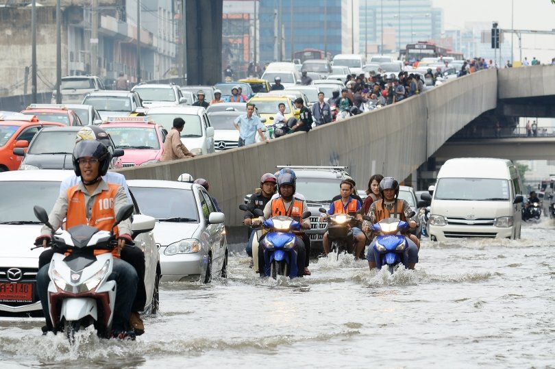 Schwere Überschwemmungen in Bangkok