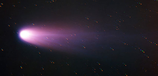Komet Halley bei seinem letzten Durchgang durch das innere Sonnensystem im Jahr 1986.