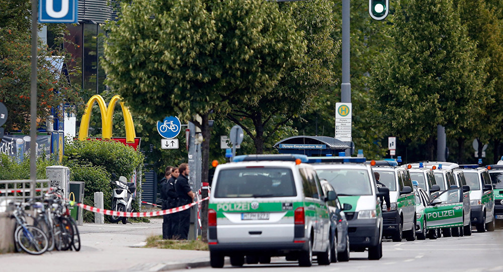 Polizei nach Amoklauf München Juli 2016