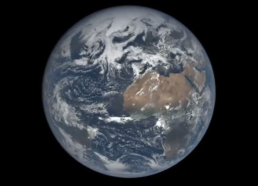 EPIC-Kamera zeigt ein Jahr der Erde aus 1,6 Millionen Kilometer
