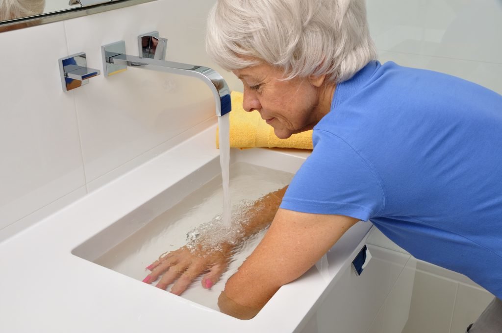 Wassertherapie,kaltes Wasser