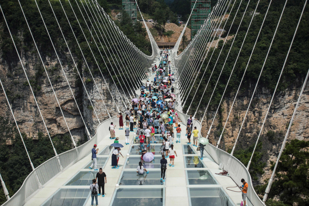 China glass bridge