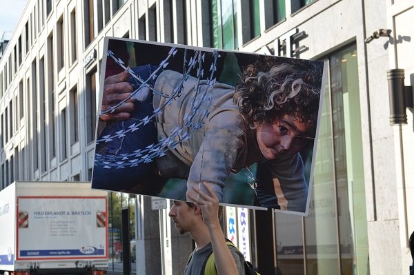 Klicken um zu vergrößern Blockupy Protest Plakat