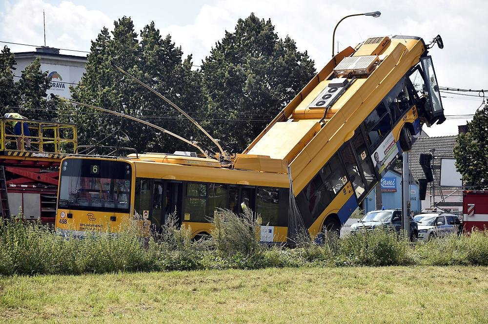 bus otrokovice