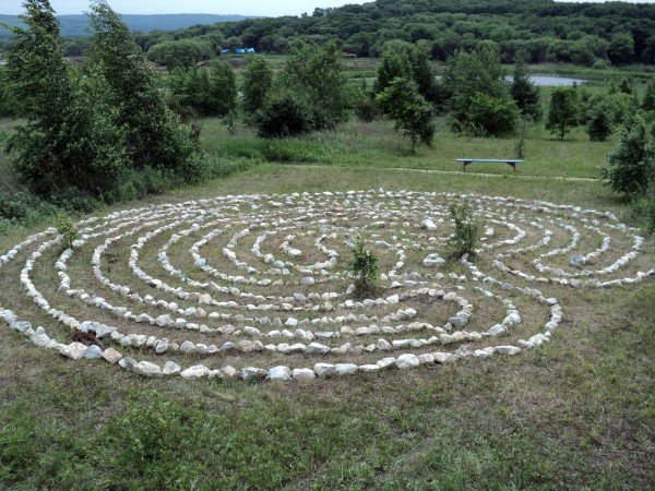 Steinlabyrinth, Das russische Odinadtsatikruzhny Labyrinth