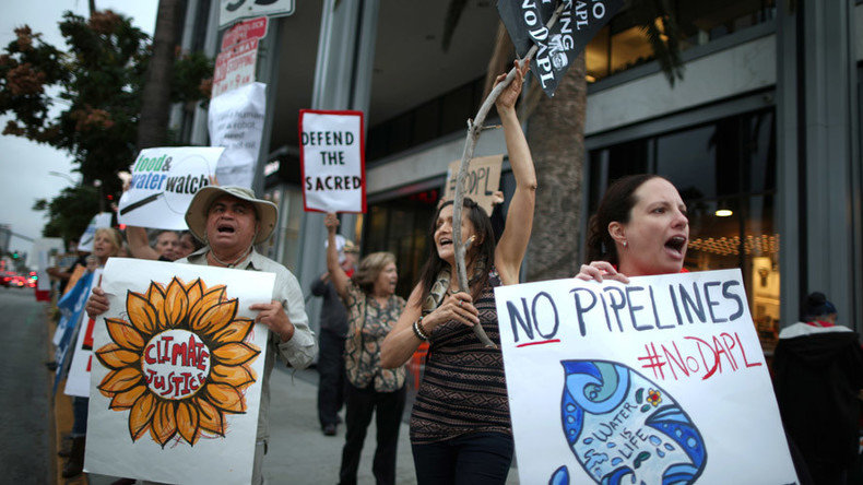 Aktivisten North Dakota USA gegen Pipelinebau