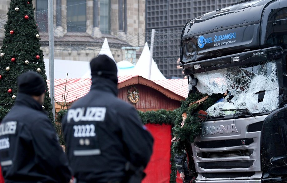 Klicken um zu vergrößern lkw berlin