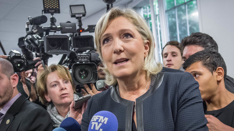 Nach Aussage "Krim Referendum War Legal": Ukraine Will Marine Le Pen ...