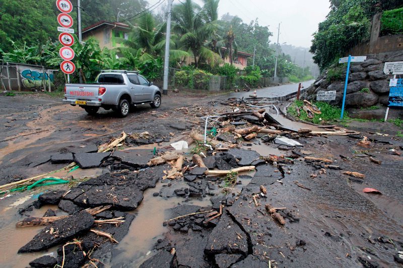 Die Infrastruktur Tahitis nahm schweren Schaden
