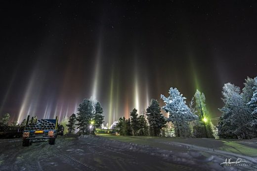 Light pillars