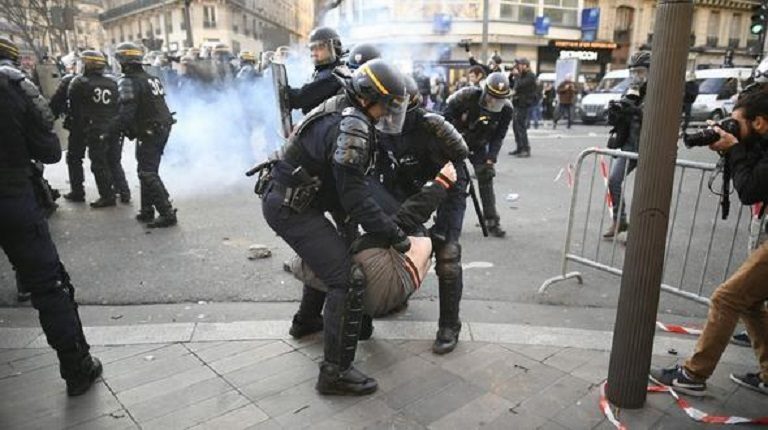 Protest gegen Polizeigewalt Frankreich