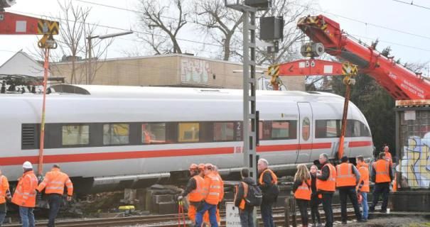 ice triebwagen