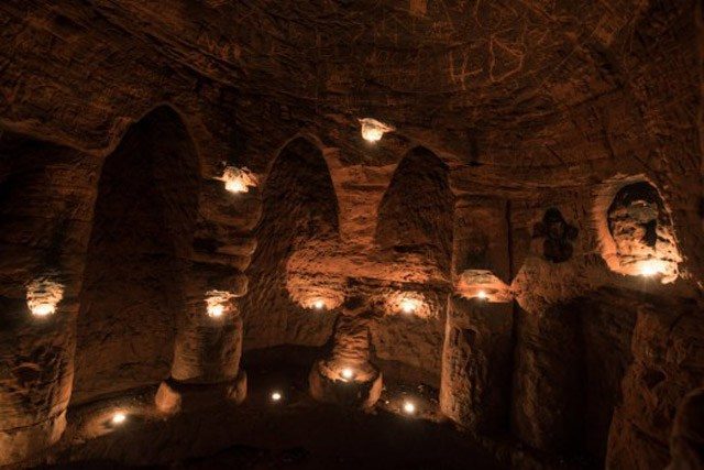 Höhle Tempelritter erleuchtet III