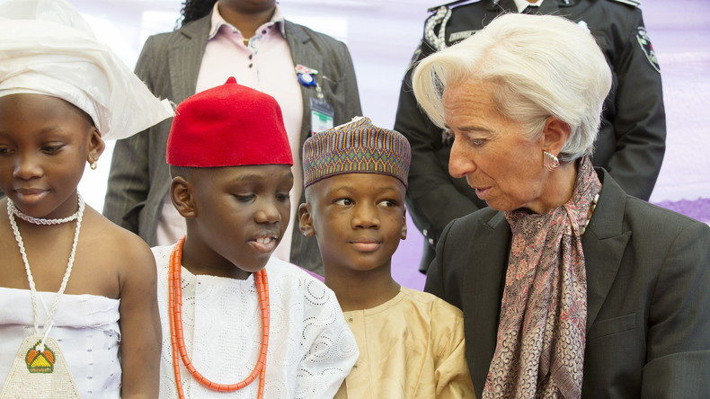 Lagarde mit Waisenkindern Nigeria