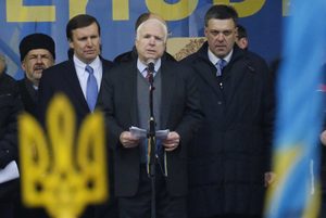 John McCain Maidan, john mccain neo-nazis