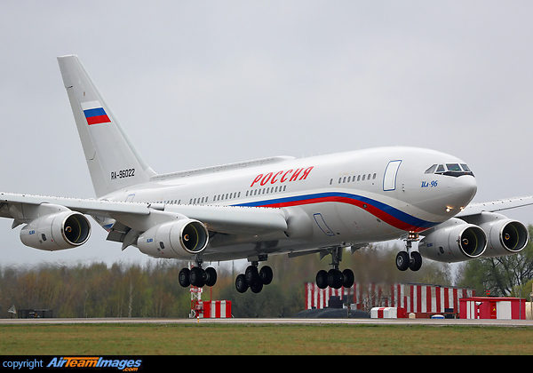 Putin Flugzeug Ilyushin Il-96-300 - RA-96022
