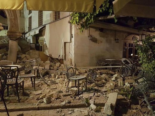 Schäden an Gebäuden auf der griechischen Ägäisinsel Kos nach de starken Erdbeben